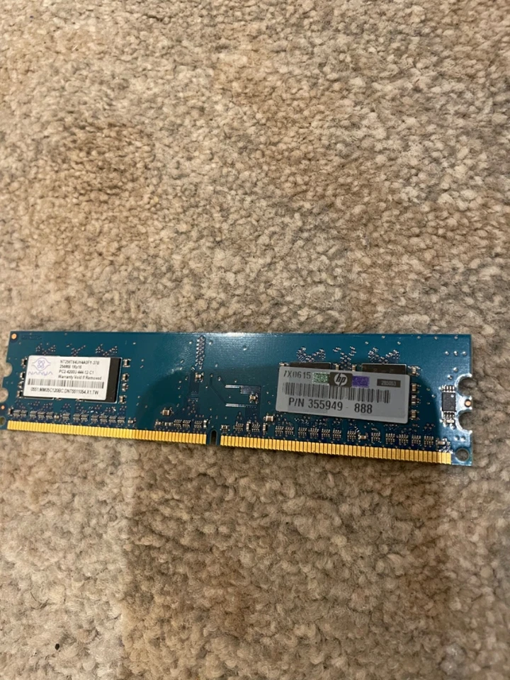 4x NANYA 256MB 1Rx16 PC2-4200U-444-12-C1, NT256T64UH4A0FY-37B Desktop Memory - Image 3 of 4