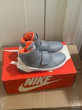 SALE NIKE MARXMAN 832764 002 Gray Size 6.5 BRAND NEW
