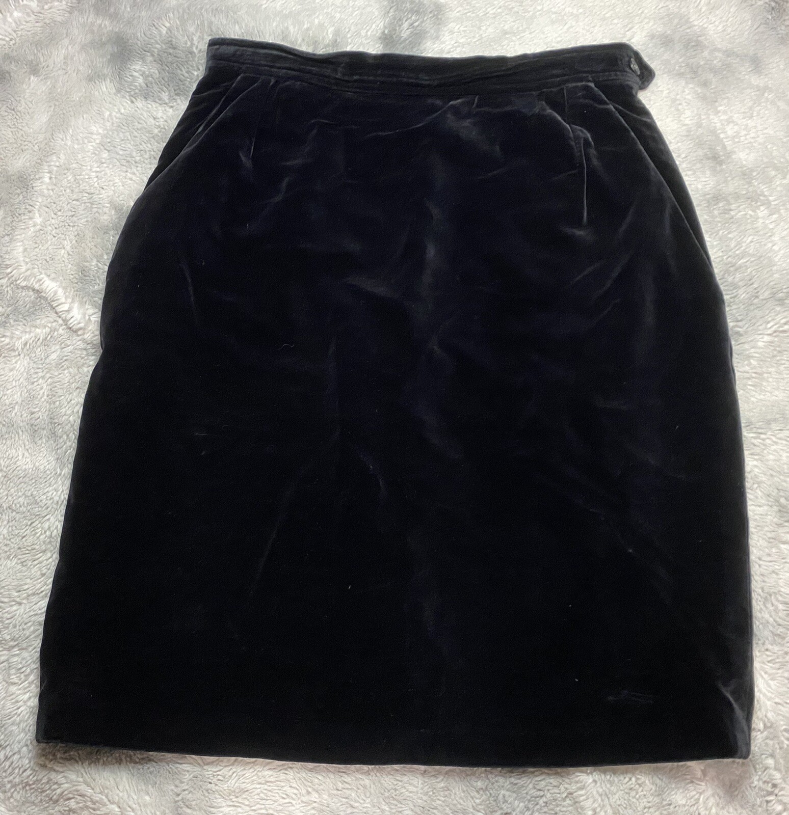 Gonna vintage anni '90 Yves Saint Laurent France velluto nero rayon 40