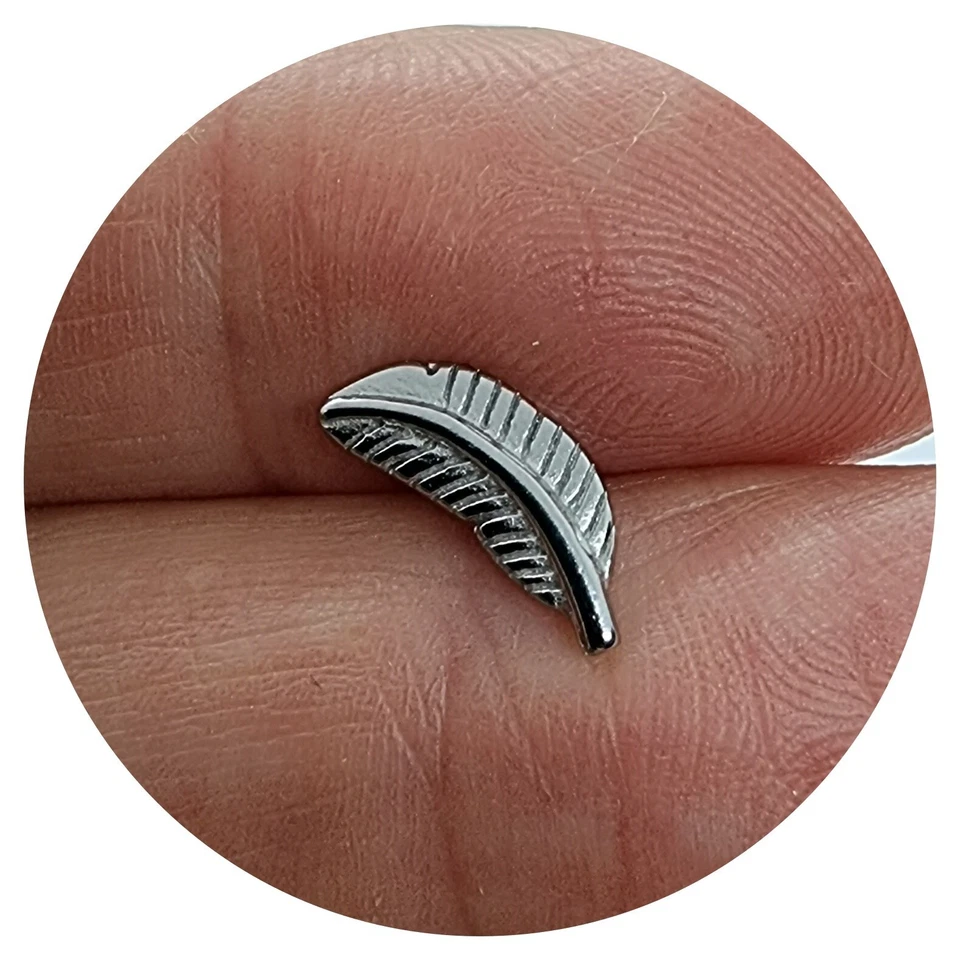 Piercing piuma in acciaio inossidabile orecchino per elice lobo in argento - Immagine 2 di 4