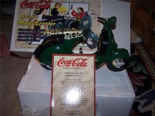 1996 Coca Cola PEDAL Bottle Coke DIE CAST SCOOTER BIKE NIB LTD 02960 -10000 MADE