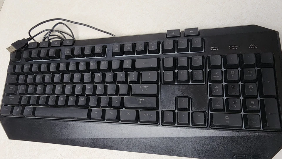 Teclado macro para juegos Asus retroiluminado KB V2 CON CABLE LED USB ¡SE ENVÍA RÁPIDO Y HOY! Foto 4 de 4