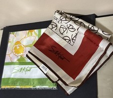 Avon Scarf SM Kent Burst of Spring 26  x 26  plus Candid SM Kent club members