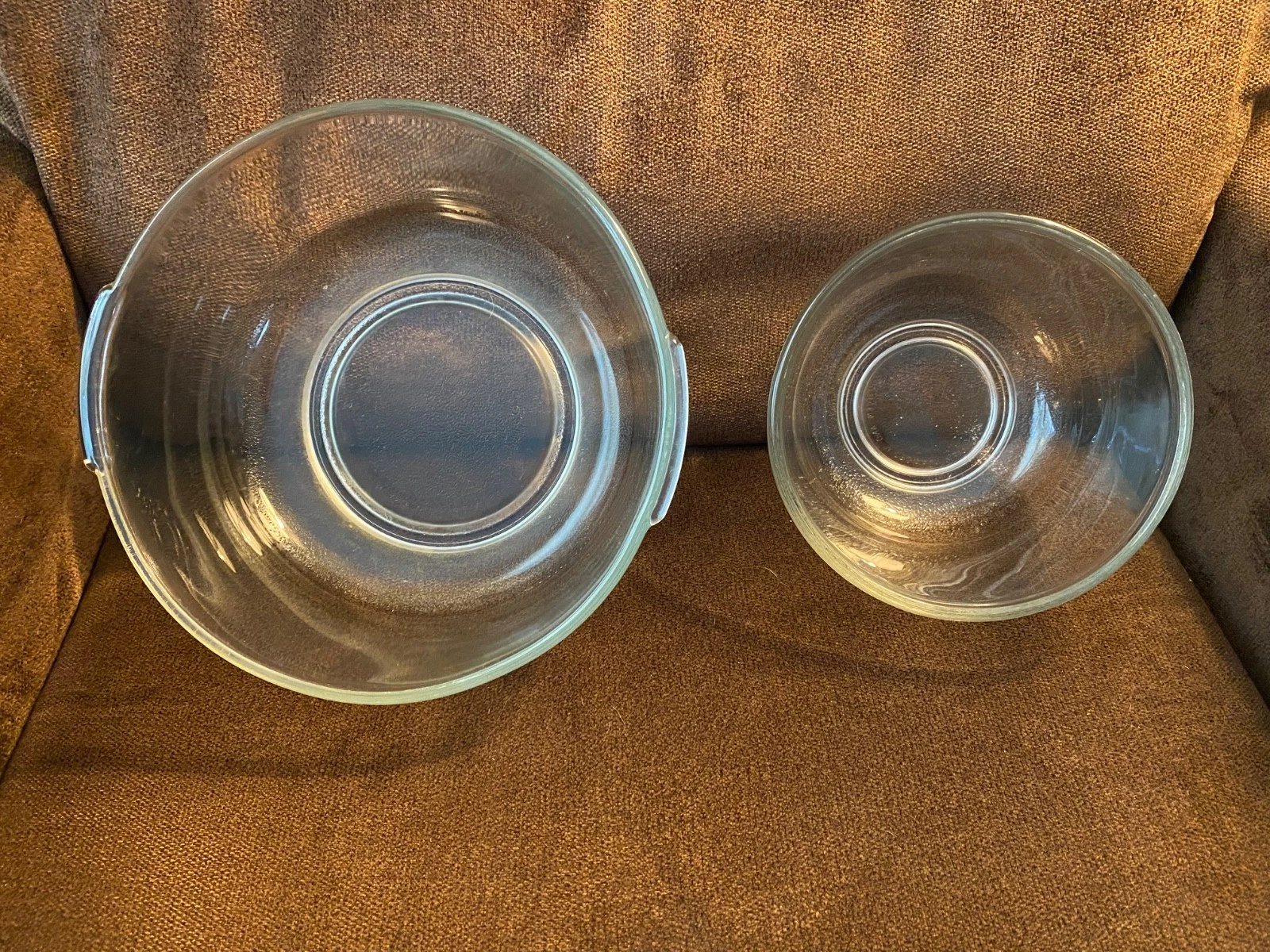 SET of 2 OEM Sunbeam Mixmaster Clear Dimpled Glass Mixing Bowls 9.5” & 6.5”