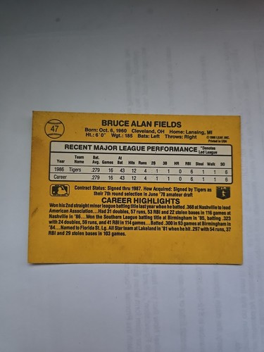 1987 Donruss - Rated Rookie #47 Darnell Coles, Bruce Fields (RC) - Picture 2 of 2