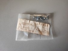 NEU Mercedes GLE Set Schrauben Konsole Rollo hi A0109903704