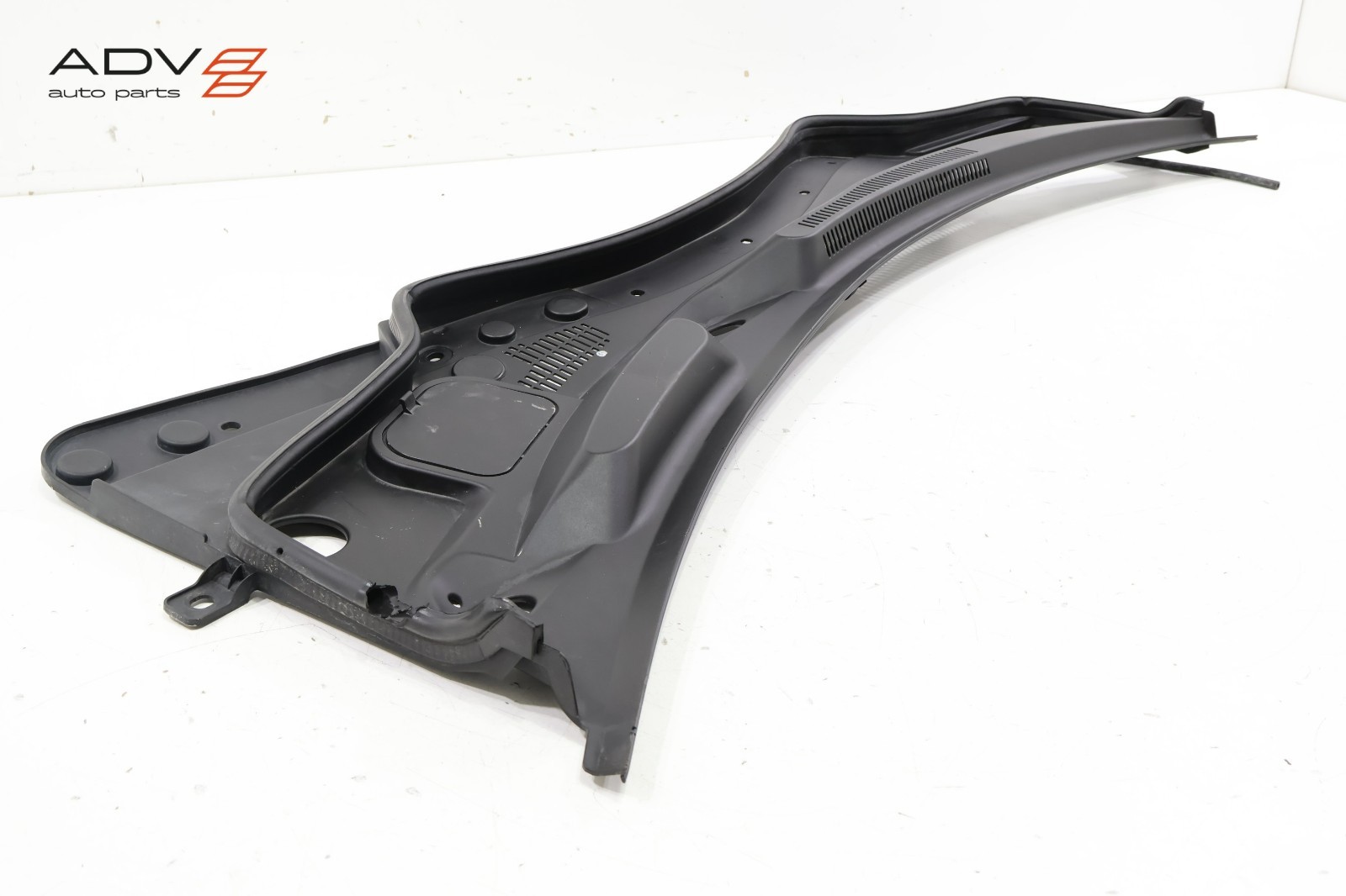 2014 - 2020 MASERATI GHIBLI WINDSHIELD WIPER COWL COVER PANEL GRILLE OEM