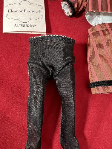 ~ Madame Alexander ~ Eleanor Roosevelt ~ 48940~ 2008 CLOTHES ONLY - Picture 3 of 5