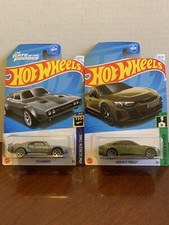 Hot Wheels Set Of Ice Charger & Audi RS E Tron GT