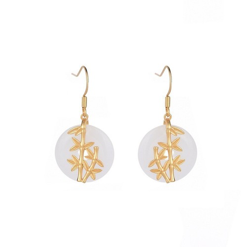 Pendientes clásicos de temperamento retro con hebilla de seguridad de hoja de bambú dorado para mujer - Imagen 6 de 6