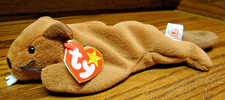 Ty Beanie Babies PLUSH Bucky the Beaver Brown 1995 Soft Stuffed Animal Toy  973