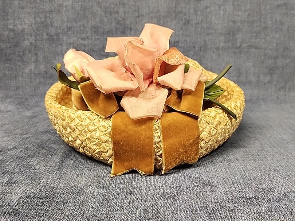 Sombrero de Paja Natural Lucila Méndez De Colección con Cinta de Terciopelo Rosa 50 Cottagecore  Foto 3 de 4