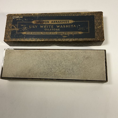 Antique Norton Lily White Washita Oil sharpening Stone in Box UNUSED #7  7x2x1"