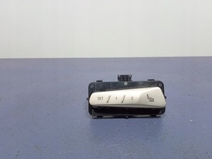 BMW IX I20 Fahrersitz-Memory-Schalter vorne links 5A32EC9 / AM 89783