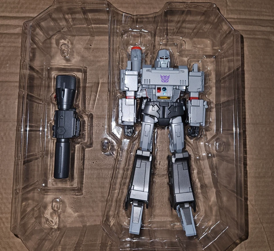Transformers Masterpiece Megatron MP-36 Authentic Complete G1 Figure Takara Tomy - Image 2 of 4