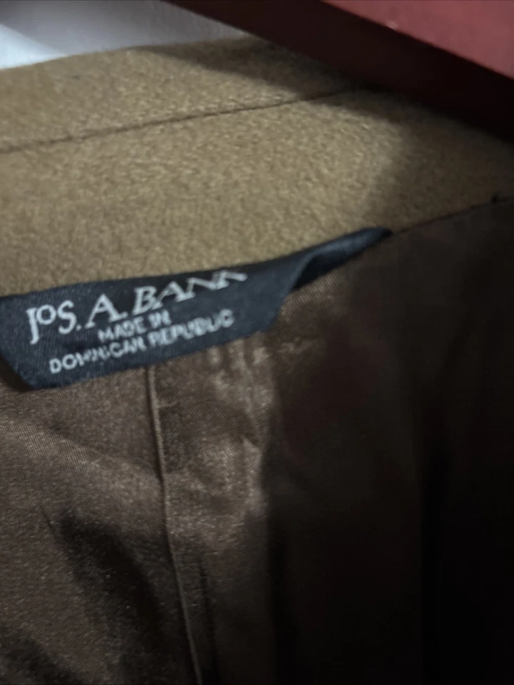 Jos. A. Bank Men's Overcoat Size 46R 100% Wool - Image 2 of 3