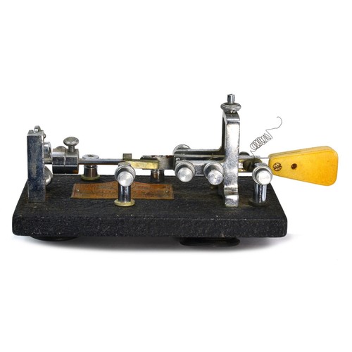 Vibroplex Bug and Case datuje się na 1943 rok zgodnie z przewodnikiem po numerach seryjnych WŚ7P. - Zdjęcie 3 z 11