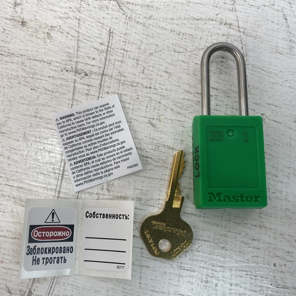 15 Locks - MASTER LOCK S31 417 GRN Lockout Padlock,KD,Green,1-7/8"H, In Russian - Image 3 of 4