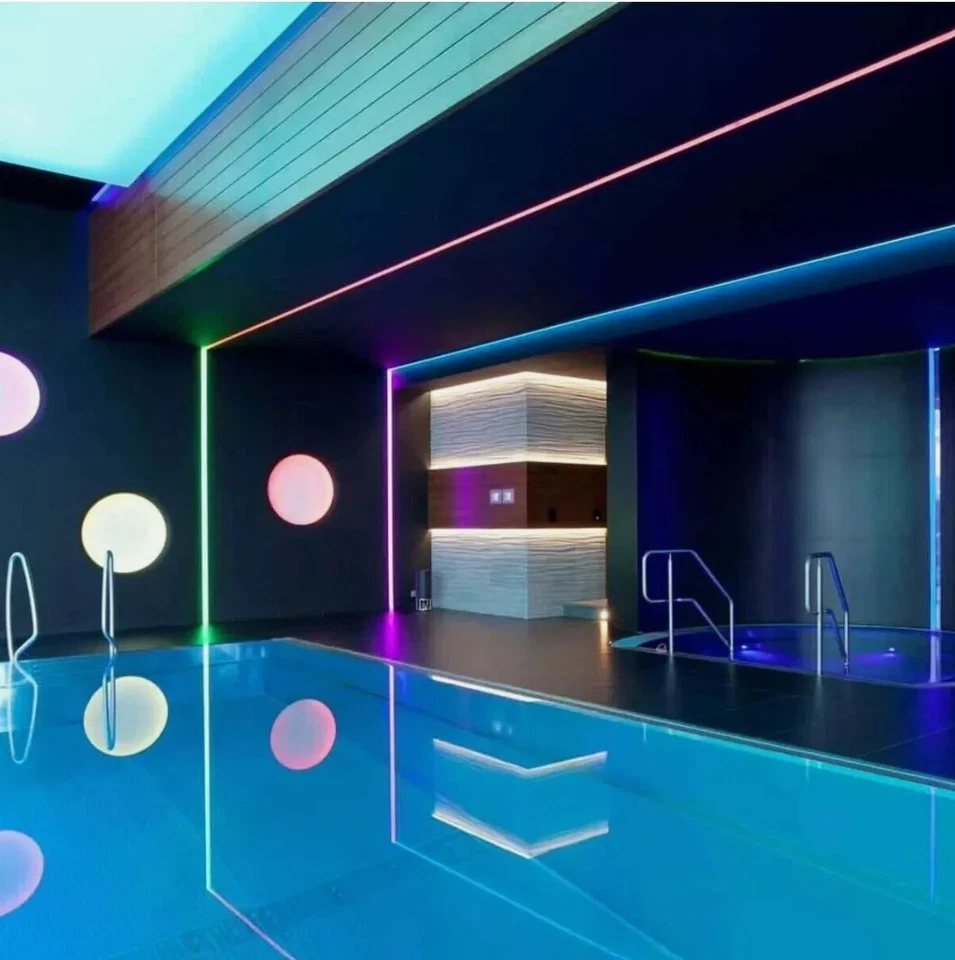 Striscia Led Rgb 5050 5M Adesiva 65WControllo Remoto Alimentatore 12V Waterproof - Immagine 4 di 4