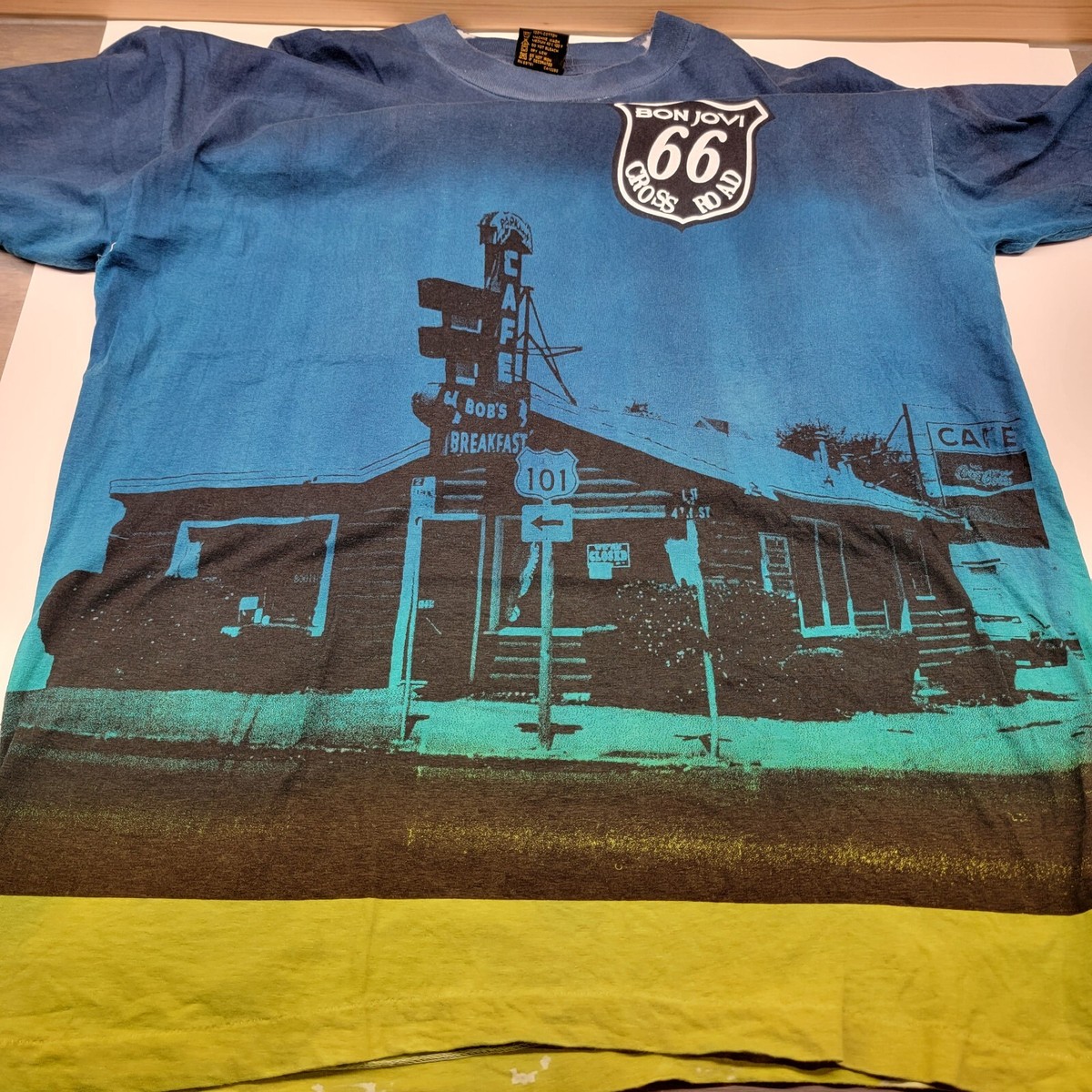 Rare VTG Bon Jovi T Shirt Men Size XL Cross Road 66 All Over