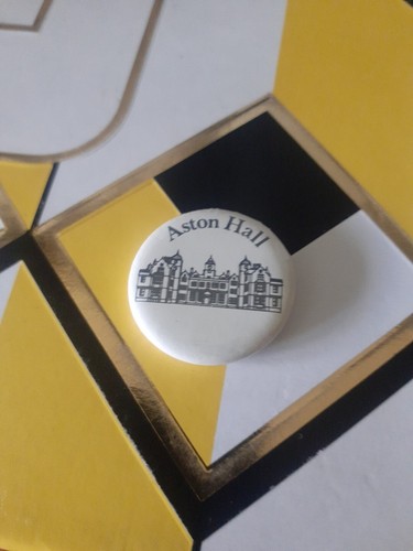 Aston Hall Vintage Badge - Picture 2 of 3