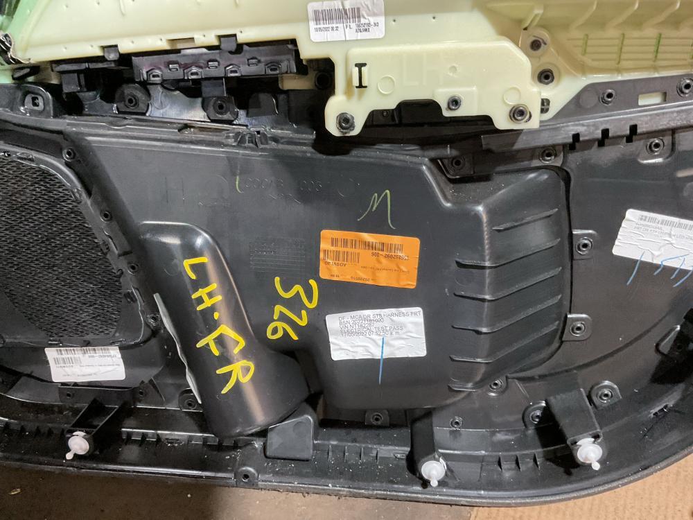 17-24 Jeep Compass Lh Trim Panel With Window Switch.oem