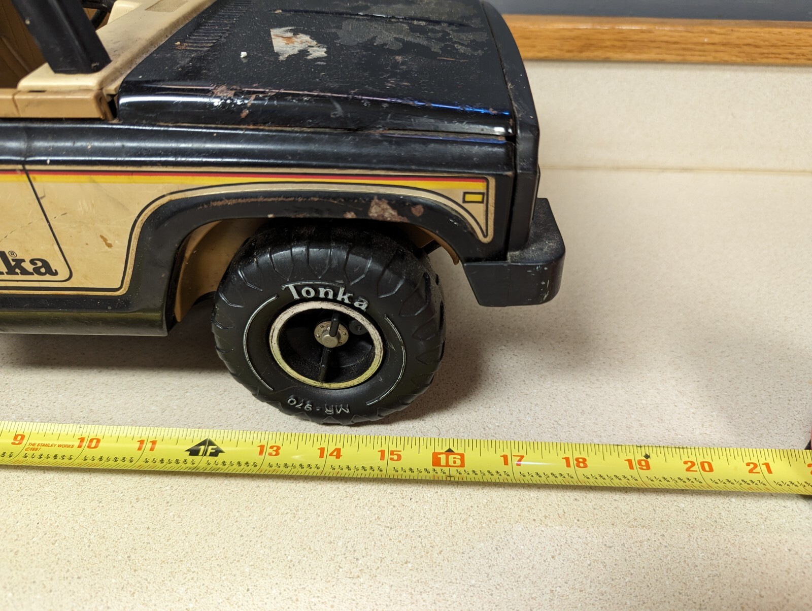 Vintage 1979 Metal Tonka MR970 Bronco Blazer Jeep Made In USA Black