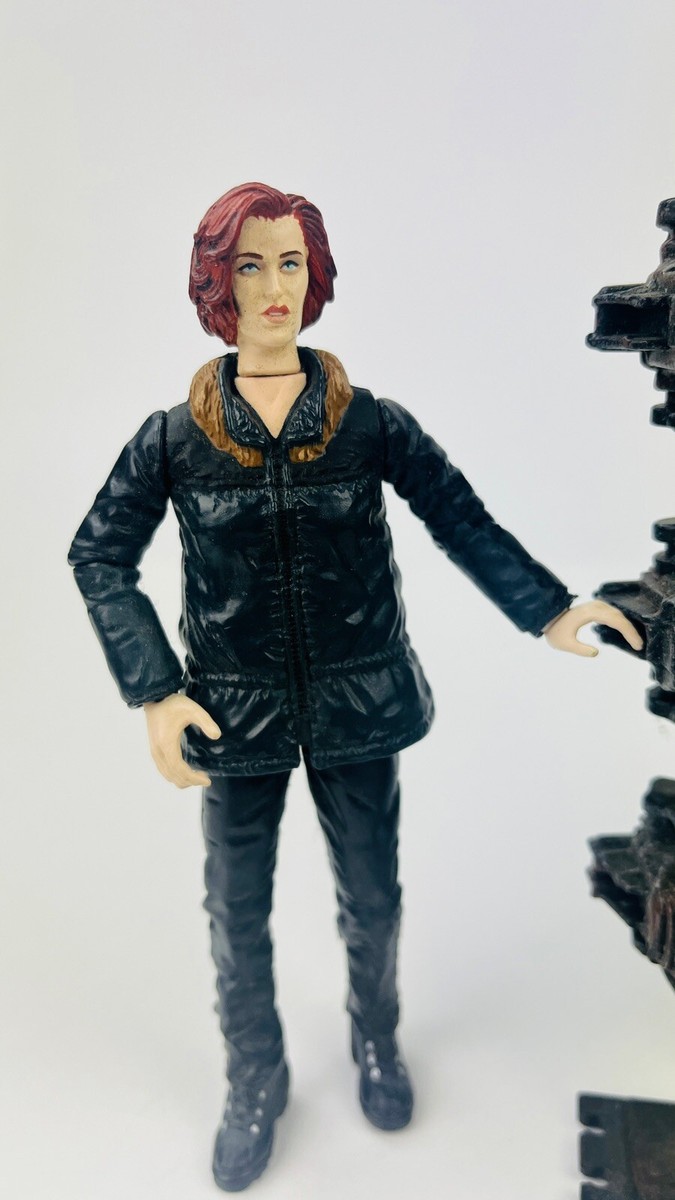 McFarlane The X-Files: FBI Agent Dana Scully snow gear Alien
