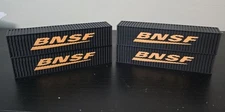 HO 40 BNSF Road Name Shipping Containers Freight Load/Diorama Display FREE SHIP