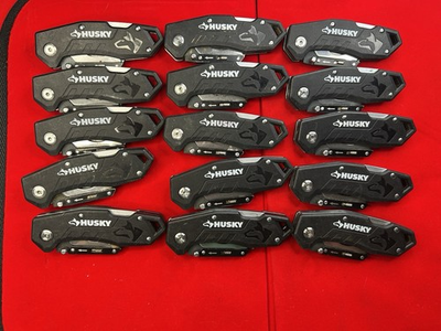 #ad Husky TSA Lot Folding Utility Knife Box Cutter 15pc Black $44.95
