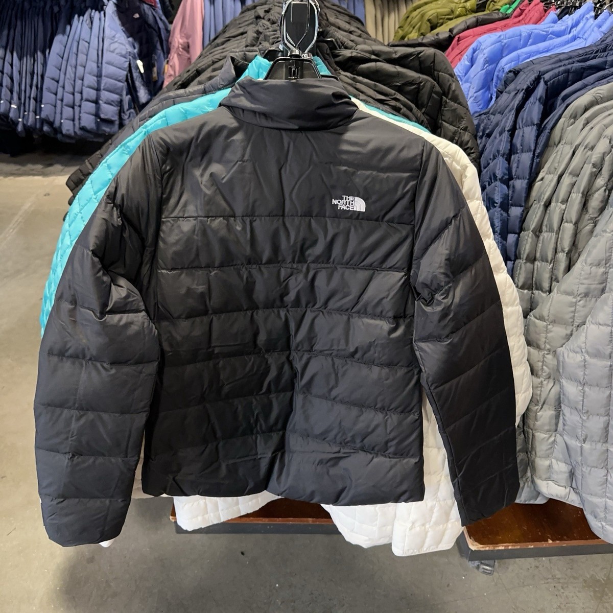 【みこ】the north face ダウン　ブラック The North Face Women Minoqua Slim Fit Insulated Puffer Jacket 600