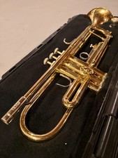 Bach TR300 Bb Trumpet w/ Original Case  Mouthpiece Tested Plays Great