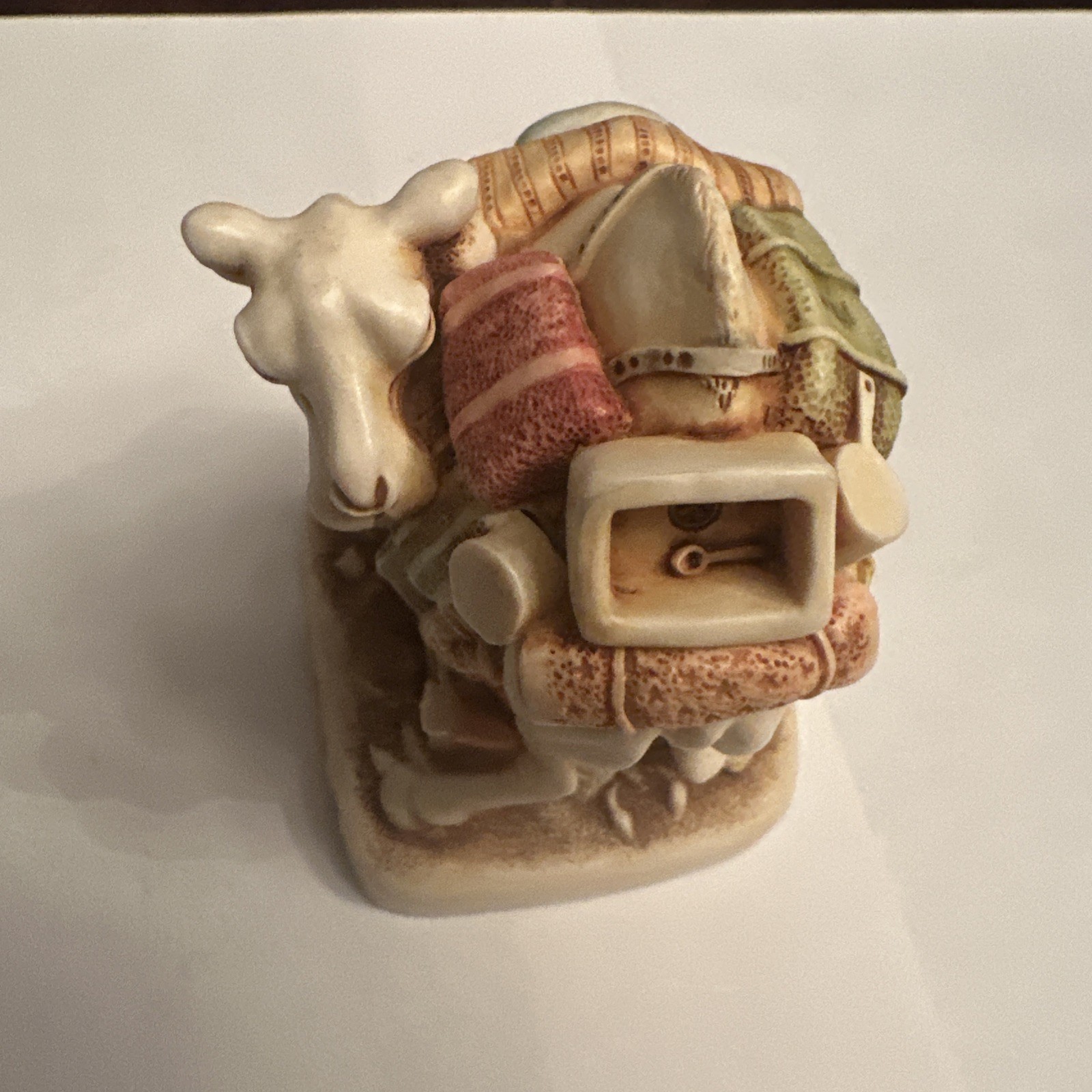 Vintage Harmony Kingdom Lot Of 2 Trinket Boxes Package Tour Bum Wrap signed