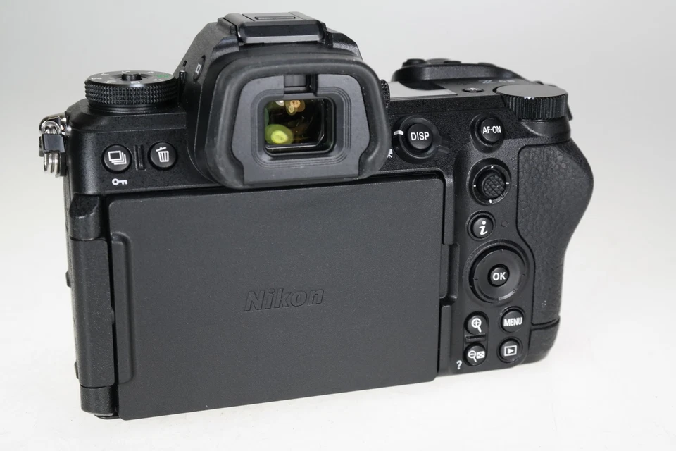 Nikon Z 6III Body #6007782  mit Zub. -OVP-  9060 Ausl. - Bild 4 von 4