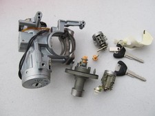 New Oe Unboxed Mazda Gd7f-09-010c Complete Lock Cylinder Key Set 98-99 626 At