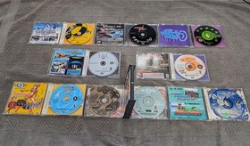 Sega Dreamcast console and games lot