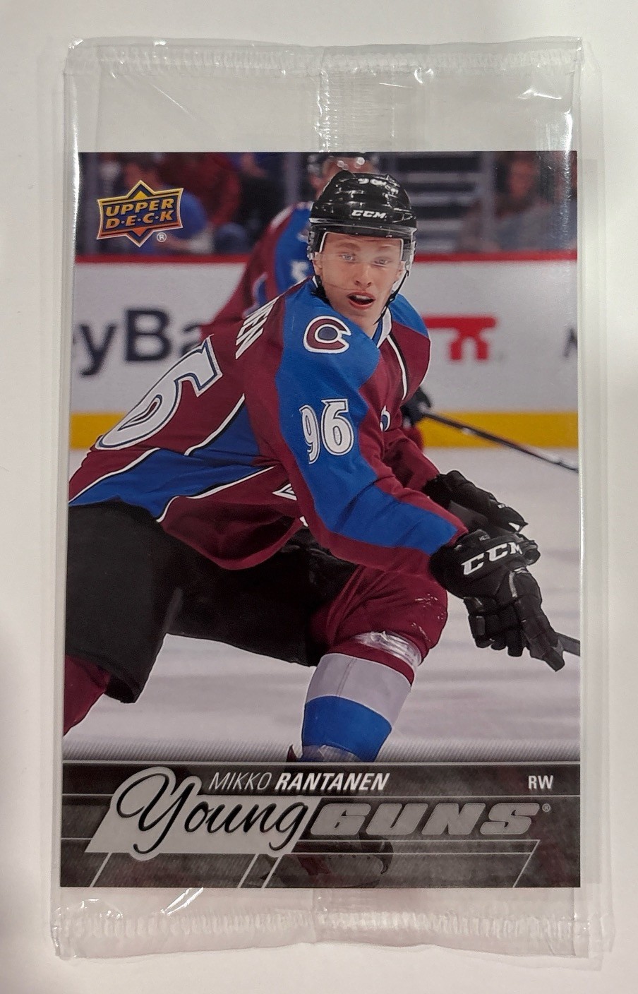2015-16 Upper Deck Series 1 YOUNG GUNS (OVERSIZED) #206 Mikko Rantanen RC