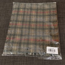 Image of Barbour Tartan 100% Wool Scarf - Green Check - Unisex