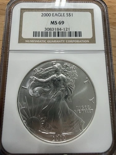 ⭐️2000 $1 1-oz American Silver Eagle NGC MS69 Brown Label⭐️