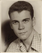 DON MURRAY - PHOTOGRAPH SIGNED CIRCA 1977