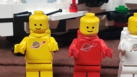 Lego Classic Space 6780 XT Starship Light/ Sound Complete+ 3 Xtra Minifigs Works