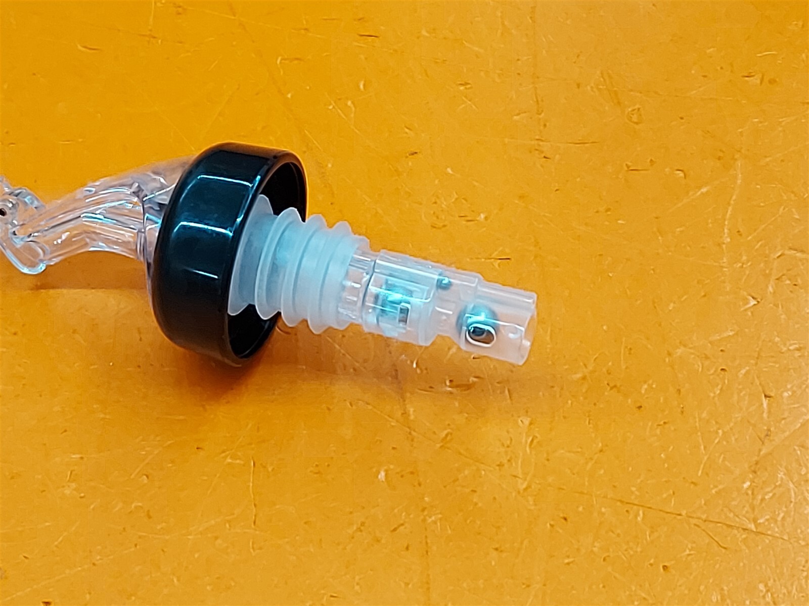 ⭐️⭐️⭐️⭐️⭐️ **Set of 10** .75oz Measured Liquor Alcohol Bottle Pourers 