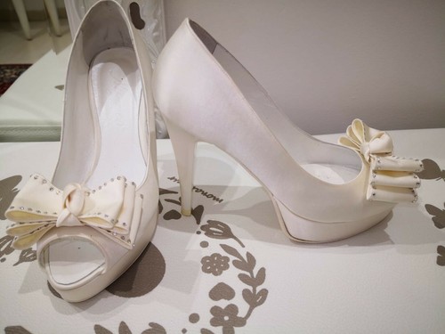Scarpe da sposa, decolleté spuntata, con swarovski bianca N.35 tacco 12 cm  nuove | eBay