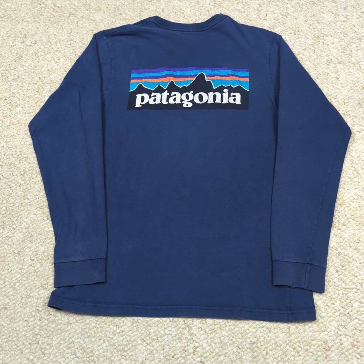Patagonia T Shirt Mens Small Navy Blue P6 Logo Faded