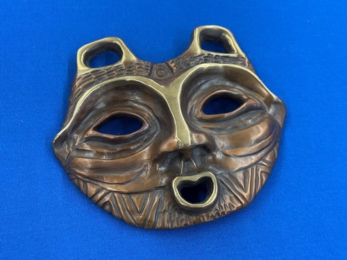 Lillian Pitt Native Pacific NW Bronze Mask Sculpture She Who Watches /500 2002