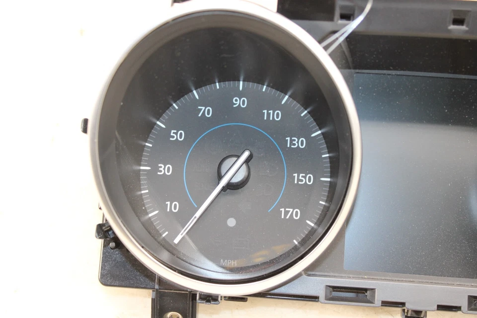 2017-2019 Jaguar XE 2.0l Diesel Speedometer Cluster 86K OEM JG93 - Image 4 of 4