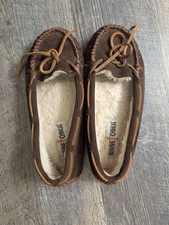 Minnetonka Moccasins Women's Size 6 Slip On Slippers Brown Vintage