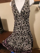 Max Studio Steal! Sleeveless Black Floral Dress - Size M - Grab It Now!