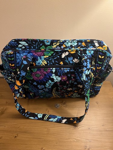 NWT Vera Bradley MAKE A CHANGE BABY BAG Diaper Bag Changing Pad Midnight Blues - Picture 2 of 6