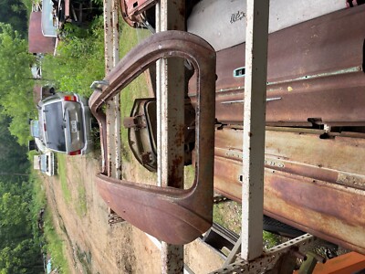 1958 Chevrolet Station Wagon Tailgate Window Frame